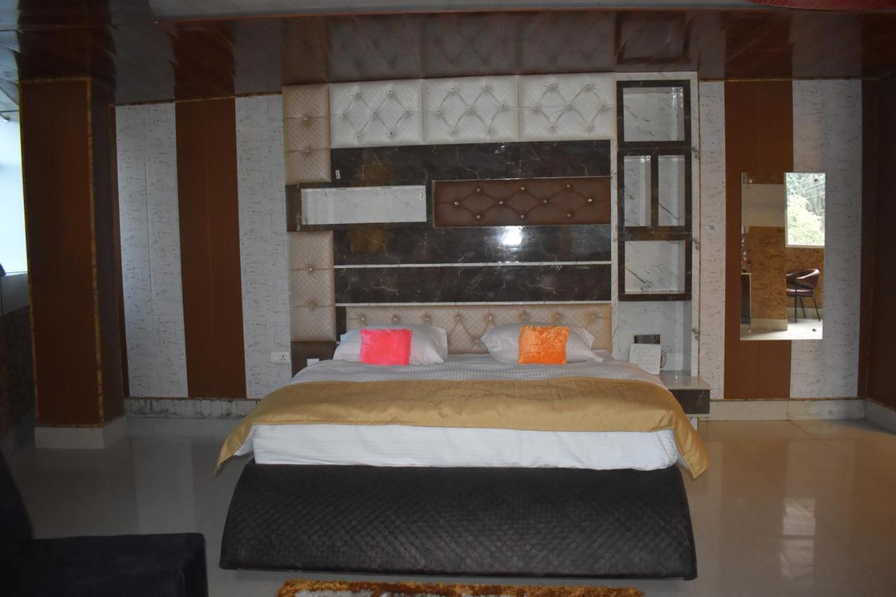 Jai Maa Bhagwati Hotel Pithorāgarh Kültér fotó