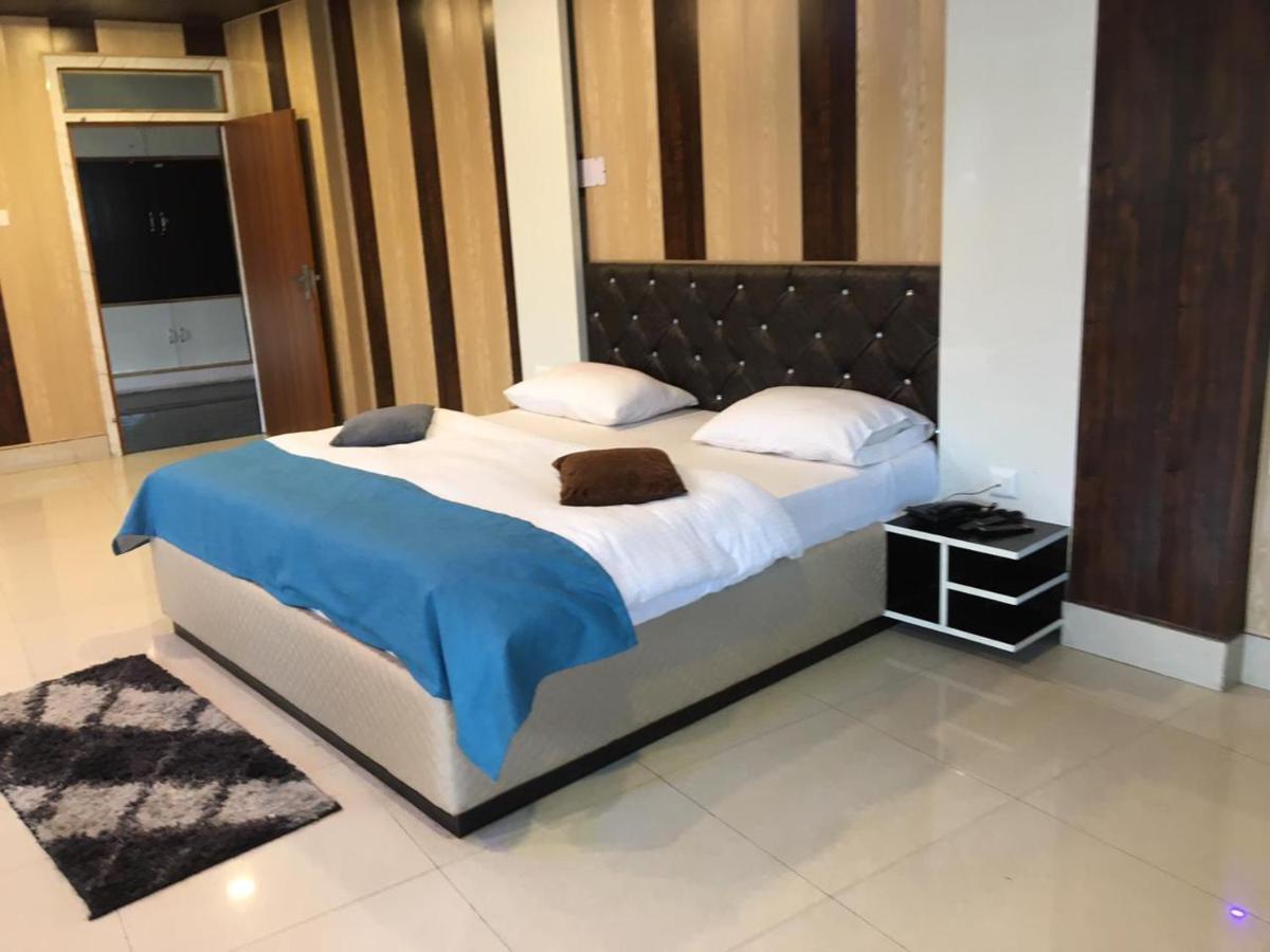 Jai Maa Bhagwati Hotel Pithorāgarh Kültér fotó